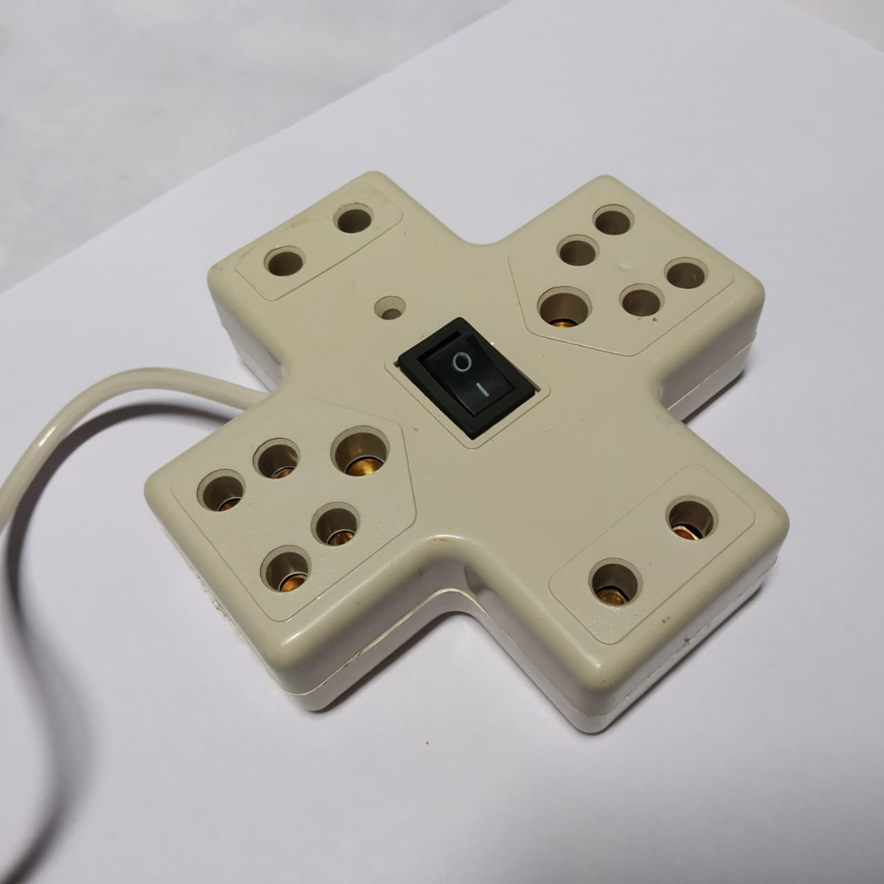 ELV Extension Board 6 Amp 4 Plug Point with Master Switch Rs.251 - Amazon