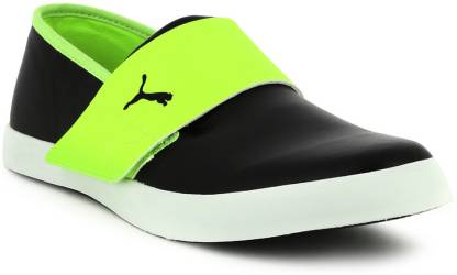 Slip On Sneakers For Women  (Black)