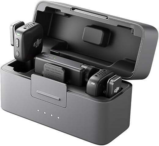 DJI Mic Mini Microphone (2 TX Microphone + 1 RX Receiver + 1 Charging Case) BR - DJI126