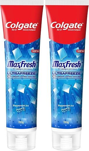 Colgate MaxFresh Breath Freshner Oral Care Toothpaste, 300g Saver Pack (150g x 2), Peppermint Ice, Blue Gel Paste with Menthol &amp; Cooling crystals for bad breath control