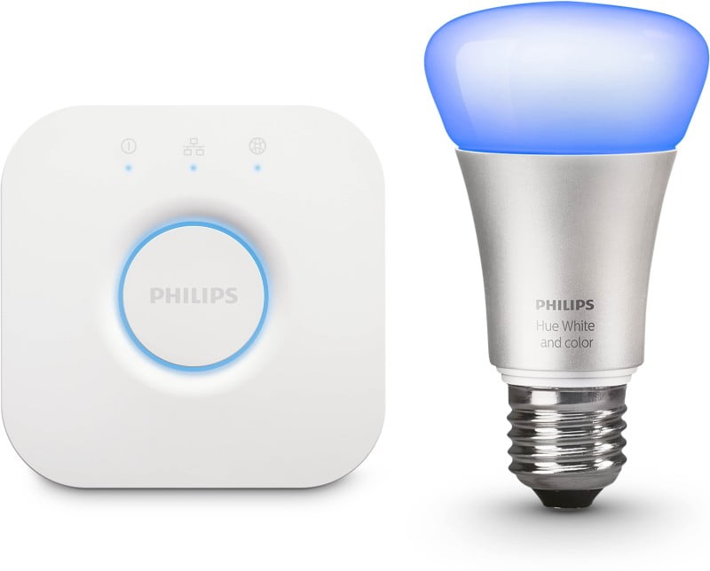 Philips Hue Mini Starter Kit with 10-Watt E27 at Rs.2999 – Flipkart