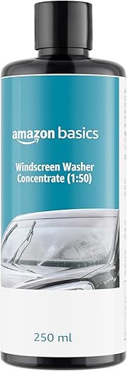 Amazon Basics All-Season Windscreen Washer Concentrate (1:50) | Ultimate Visibility Formula | Anti-Freeze Protection | Removes Grime & Bugs (250ml)