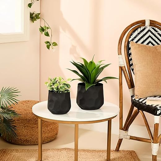 amazon basics Planter (Set of 2) | Flower Pot for Home Decor (Textured Black)