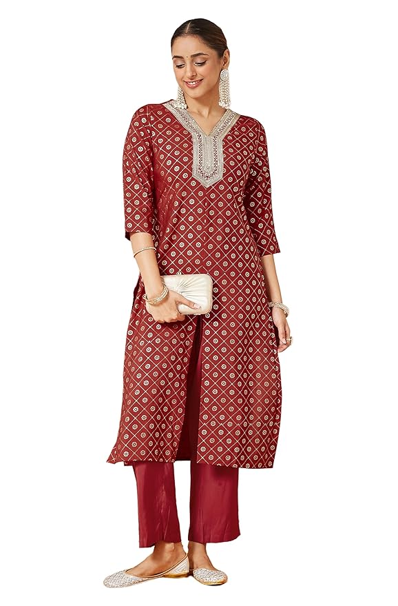 Janasya Women’s Maroon Chanderi Silk Embellished Gold Printed Front Slit Kurta Pant Set